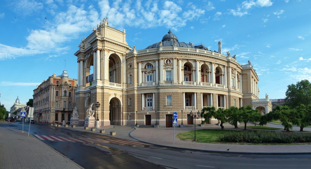 ТОП-3 міста України для відпочинку